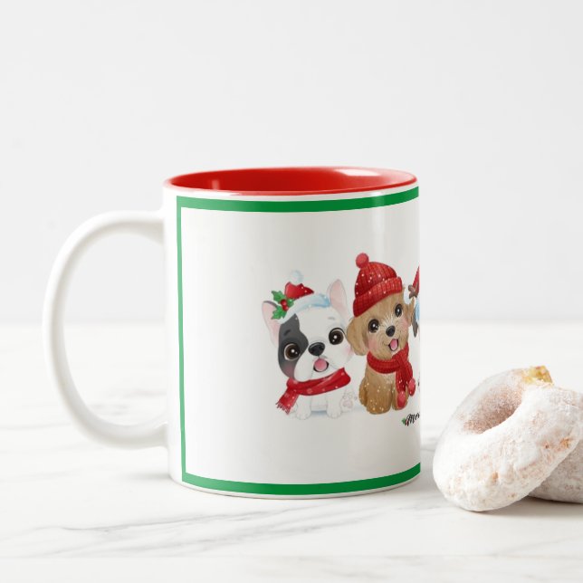 Hunde in Weihnachtsmannmützen Tiere Welpen Moderne Zweifarbige Tasse (Mit Donut)
