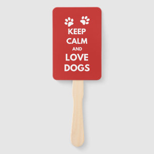 Hunde mit Liebe und Ruhe behalten Fächer