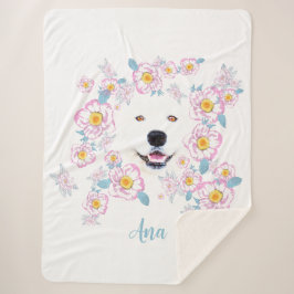Hunde Samoyed und rosa Blume Sherpadecke