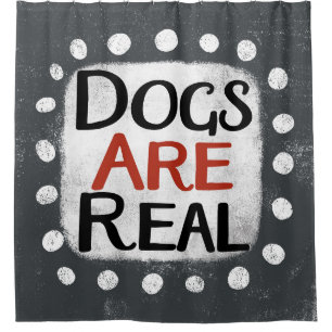 Hunde sind ein echter Duschvorhang