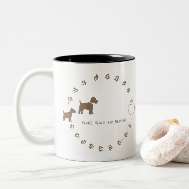 Hunde-Spaziergang- und Kaffee-Routine-Tasse Zweifarbige Tasse (Mit Donut)