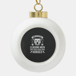 Hunde und Pferde führen Männer Keramik Kugel-Ornament