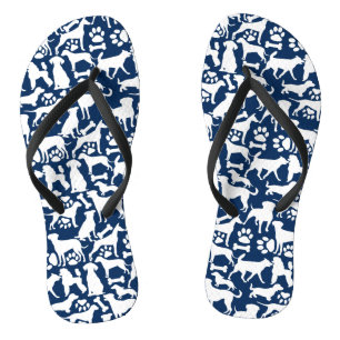 Hunde und Pfoten Muster 02.b DBlue BG Flip Flops