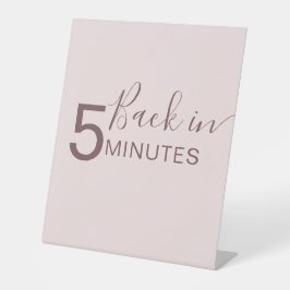 Hunde wachsen in 5 Minuten zurück Sockelschild