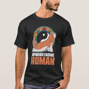 Hunde-Workout-Yoga beim Menschen nach oben T-Shirt