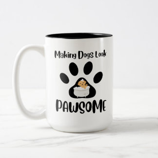 Hunde zum Pawsome machen, Groomer Apparel Zweifarbige Tasse