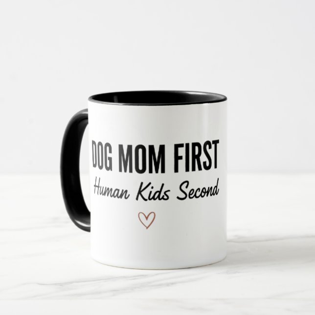 Hundefrau zuerst, menschliche Kinder an zweiter St Tasse (Vorderseite Links)