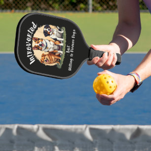 Hundeliebhaber Introvertiert, aber bereit, über Hu Pickleball Schläger