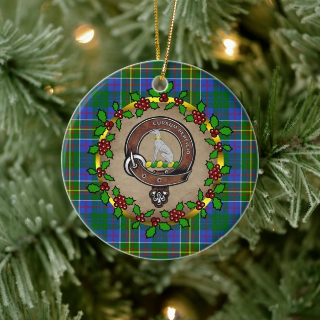 Hunter Clan Abzeichen & Tartan Personalisierte Wei Keramik Ornament (Baum)