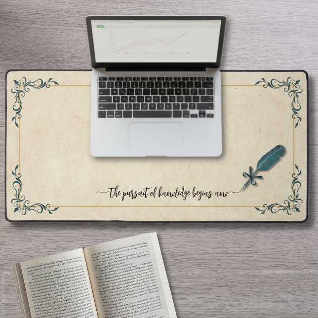 Hunter Green Vintage Quill Student Desk Mat Schreibtischunterlage (Elevate your study space with this stunning Hunter Green Vintage Quill Desk Mat)