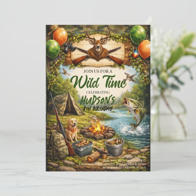 Hunting and Fishing Camo Boy birthday Invitation Einladung (Stehend Vorderseite)