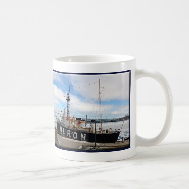 Huron Lightship Winter-Tasse Tasse (Rechts)