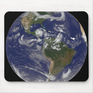 Hurrikan Dean nähert Yucatan Halbinsel Mousepad