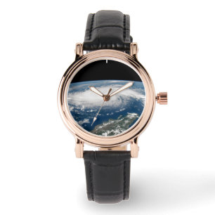 Hurrikan Dorian über dem Atlantischen Ozean. Armbanduhr