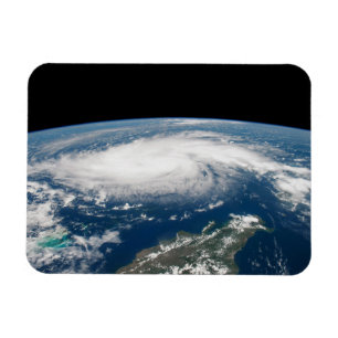 Hurrikan Dorian über dem Atlantischen Ozean. Magnet