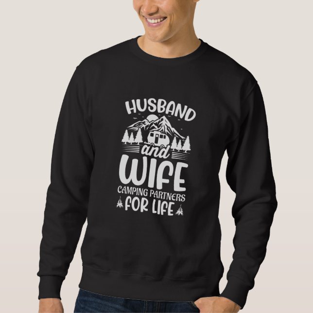 Husband and Wife Camping Partners for Life  Camper Sweatshirt (Vorderseite)