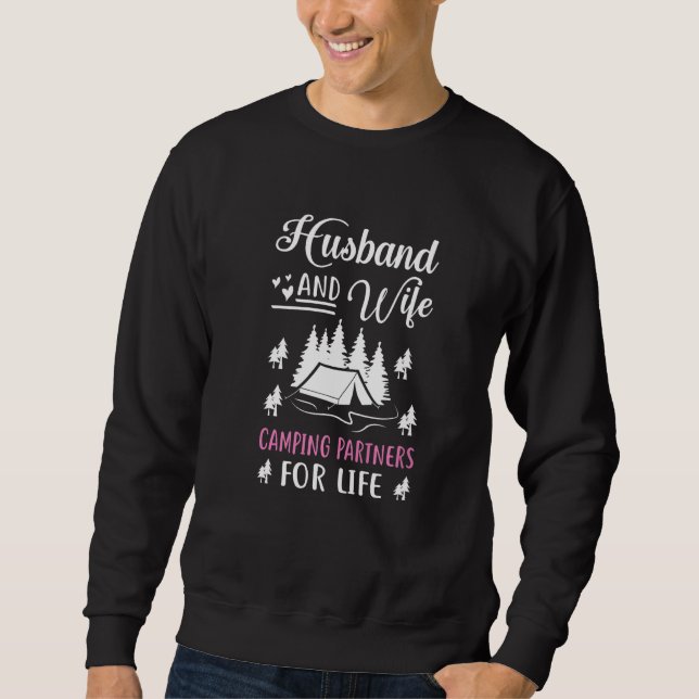Husband and Wife Camping Partners for Life  Camper Sweatshirt (Vorderseite)