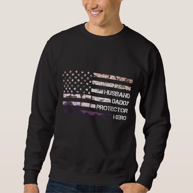 Husband Daddy Protector Hero Father's Day Vater Ge Sweatshirt (Vorderseite)