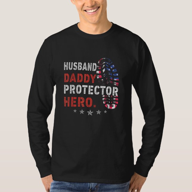 Husband Daddy Protector Hero Shirt American Flag (Vorderseite)
