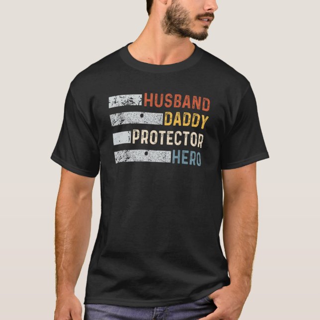 Husband Daddy Protector Hero US Flag Fathers Day f T-Shirt (Vorderseite)