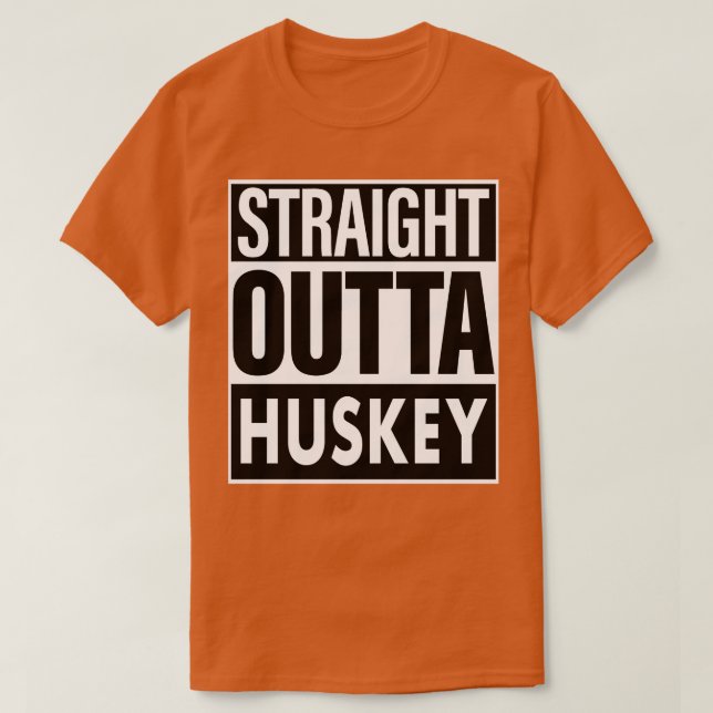 Huskey Name direkt über Huskey T-Shirt (Design vorne)