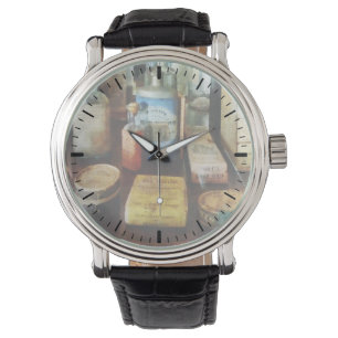 Husten und Zahnpulver Armbanduhr