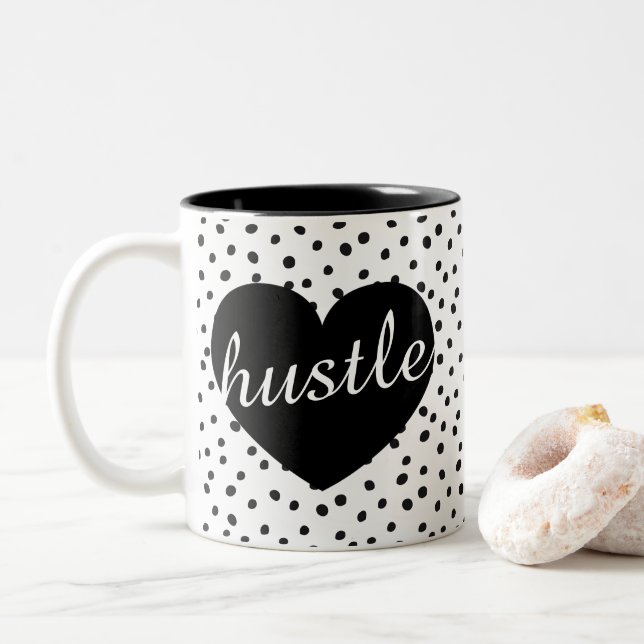 Hustle Heart Dalmatiner Dots Zweifarbige Tasse (Mit Donut)