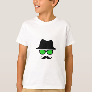 Hut-Glas-Schnurrbart T-Shirt
