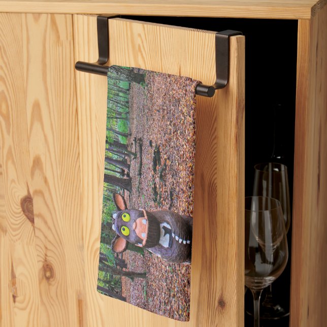 Hüter des Waldes Geschirrtuch (Drittel gefaltet)