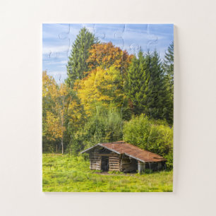 Hütte der Blockhütte im Gebirge Puzzle