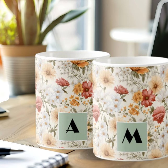 Hütte Farbige Wildblumen Monogramm Kaffeetasse (Von Creator hochgeladen)