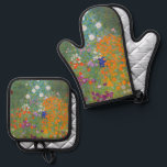 Hütte Gustav Klimt Blumengarten Ofenhandschuh & Topflappen-Set<br><div class="desc">Ein wunderschönes Gartenbild - das ist ein klassisches Gemälde von Gustav Klimt,  genannt Hütte Garden,  oder Bauergarten,  1907,  das ein nahes Bild eines Blumengartens,  ein buntes Blumengemälde ist.</div>