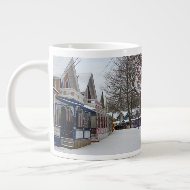 Hütten im Winter - Martha's Vineyard Jumbo-Tasse (Links)