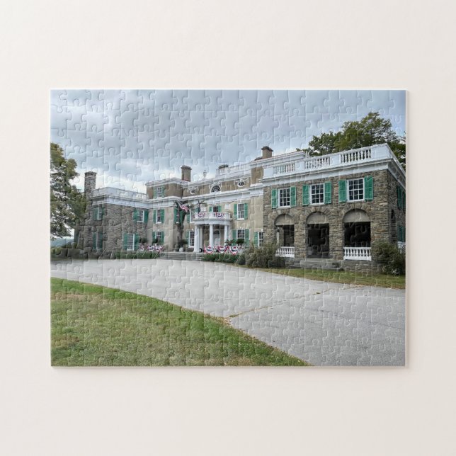 Hyde Park New York Puzzle (Horizontal)