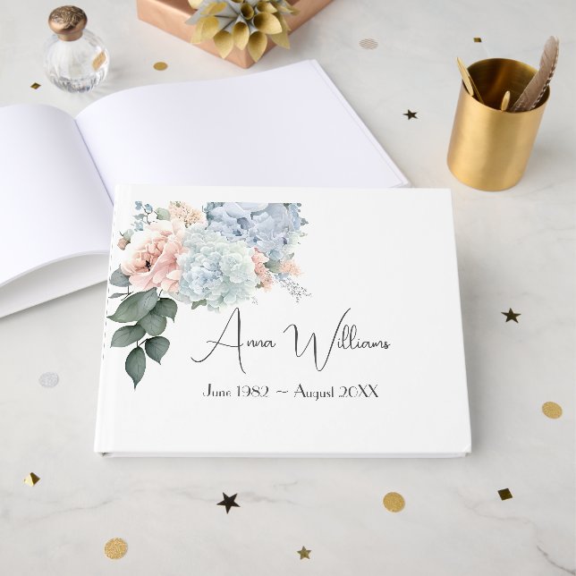 Hydrangea Bouquet auf weißem Denkmal Gästebuch (Vorderseite Offen)