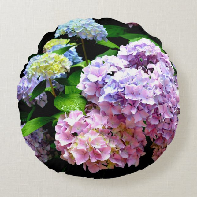 Hydrangea Garden Rundes Kissen (Vorderseite)