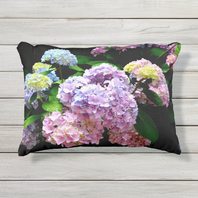 Hydrangea-Garten, rosa, blau, lila Blumen Kissen Für Draußen (Vorderseite)