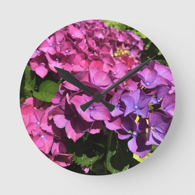 Hydrangeas Runde Wanduhr (Vorderseite)