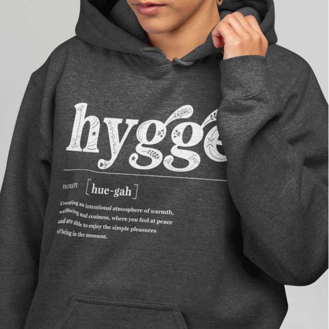 Hygge Definition Dänisches Zitat Nordic Cosy Saiso Hoodie (Hygge noun definition, Danish meaning quote, cozy dark gray hoodie, winter sweater weather season)