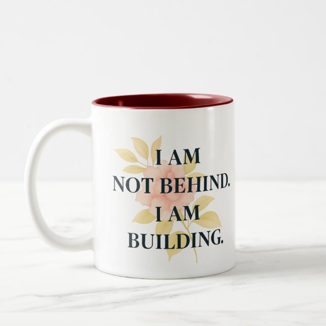 I Am Building | Affirmation Mug for Women Zweifarbige Tasse (Links)