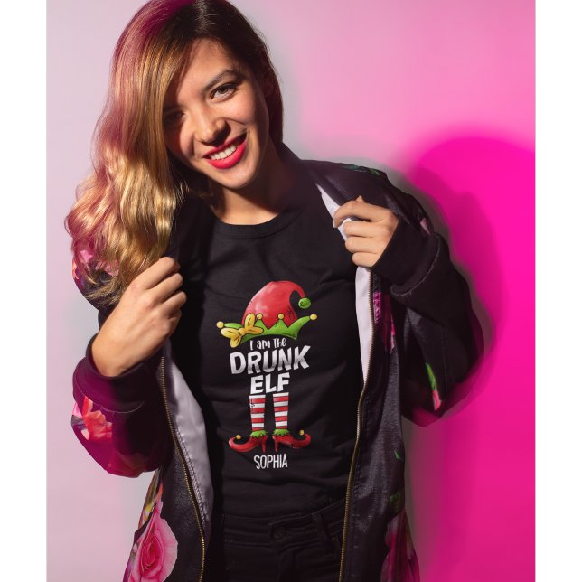 I am The Drunk Elf Funny Christmas Elf T-Shirt (Von Creator hochgeladen)