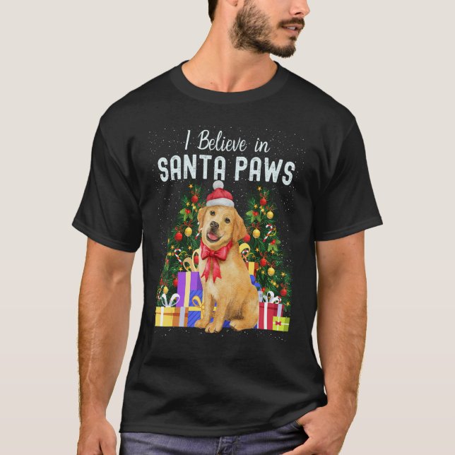 I Believe In Santa Paws   Cute Christmas Labrador  T-Shirt (Vorderseite)