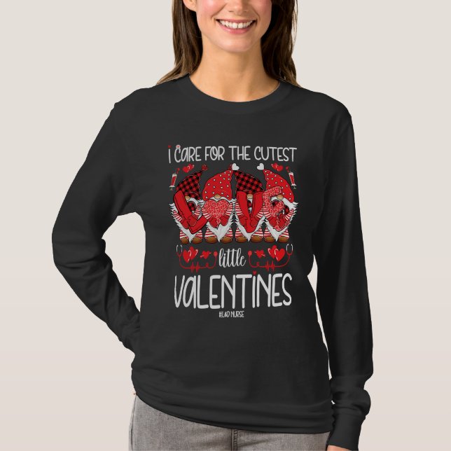I Care For The Cutest Little Valentines Gnomes L&D T-Shirt (Vorderseite)
