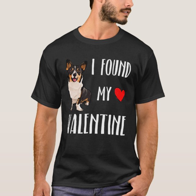 I Found My Valentine Day Cardigan Welsh Corgi Dog T-Shirt (Vorderseite)