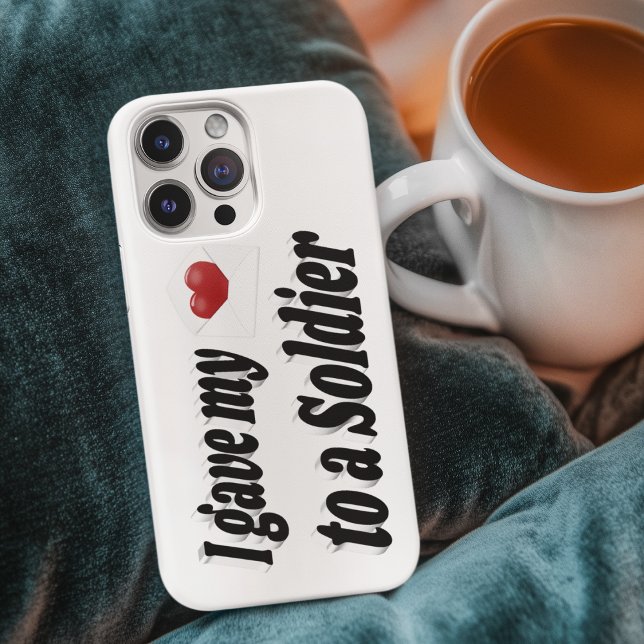 I Gave My Heart to a Soldier Case-Mate iPhone Hülle (Von Creator hochgeladen)