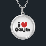 i heart Gaijin Versilberte Kette<br><div class="desc">i herz Gaijin Globe Trotters ist auf idiosynkratische Bilder aus der ganzen Welt spezialisiert. Hier finden Sie einzigartige Grußkarten, Postkarten, Poster, Mousepads und mehr.</div>