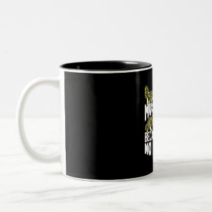 I Hunt Mushrooms Zweifarbige Tasse
