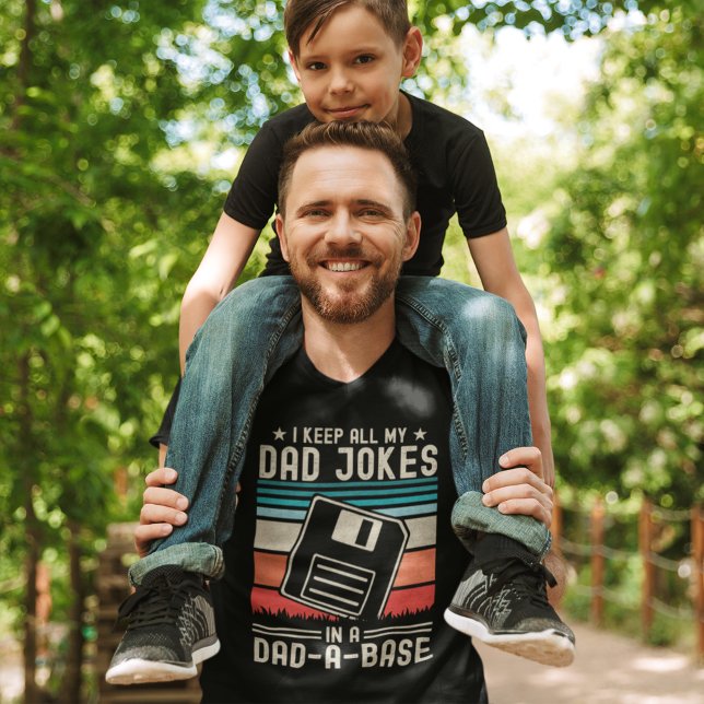 I Keep all my Dad Jokes in a Dad a Base Fun T-Shirt (Von Creator hochgeladen)