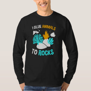 I Kleben von Tieren an Felsen - Fischtank oder Rif T-Shirt