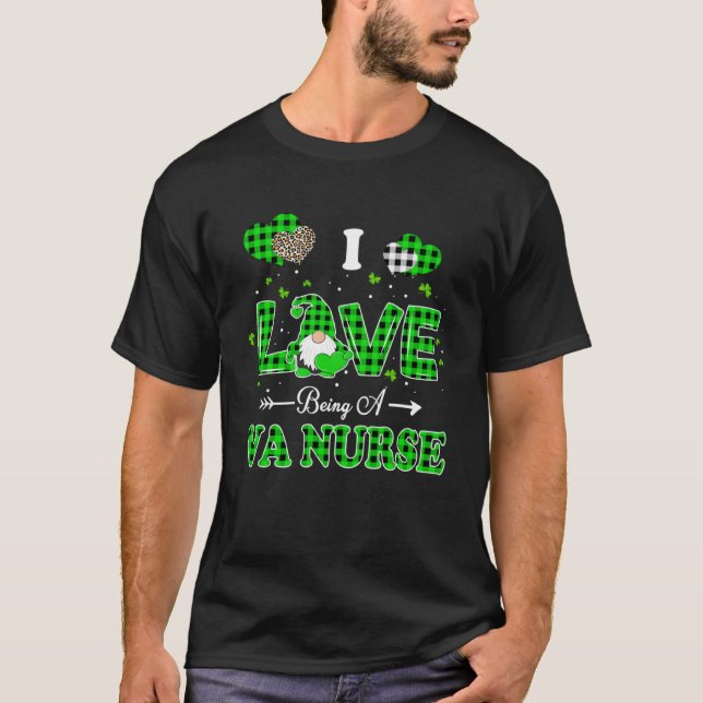 I Liebe A VA Nurse Gnome Leopard St Patrick D T-Shirt (Vorderseite)